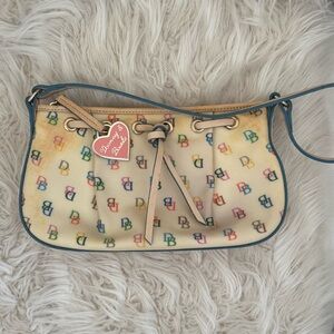 Vintage Dooney & Bourke purse
